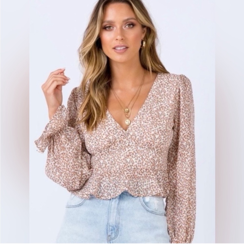 Princess Polly Morwen Top in Beige Size 6